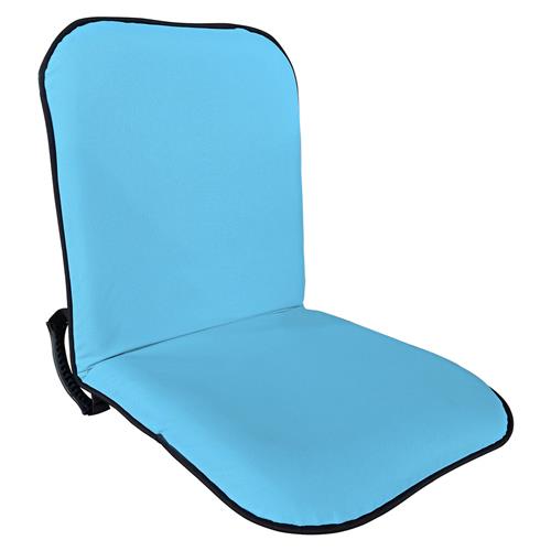 Comfortabele lichtblauwe klapstoel voor boot, strand of camping.